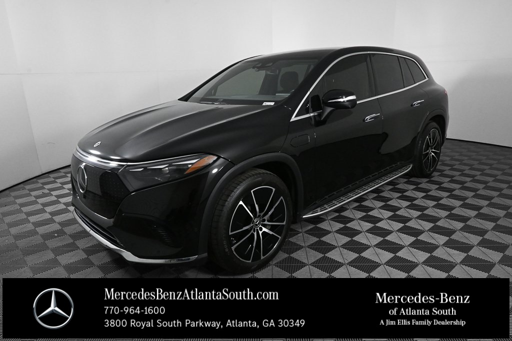 2023 Mercedes-Benz EQS SUV Base's photo