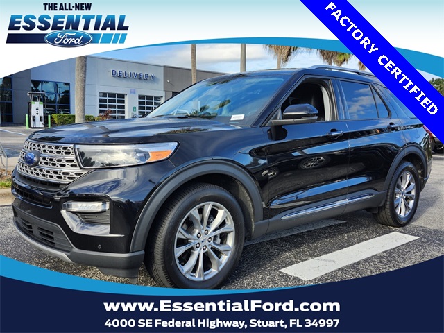 2023 Ford Explorer Limited's photo