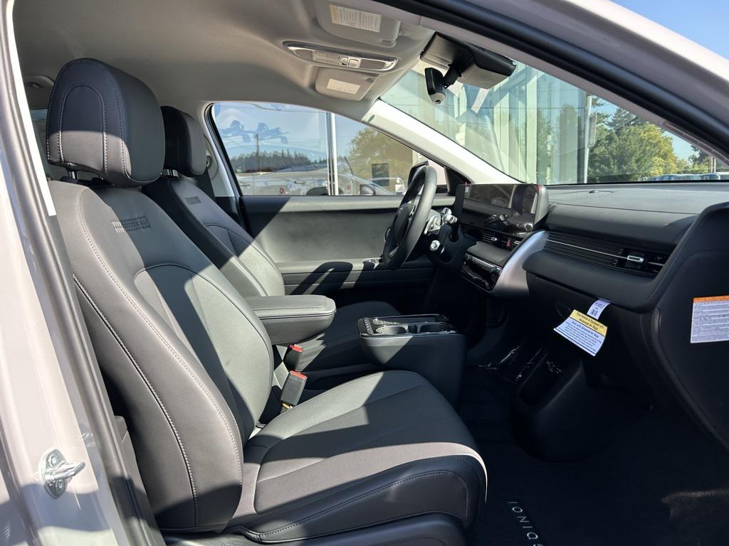 2025 Hyundai Ioniq 5 SE Standard Range photo 27