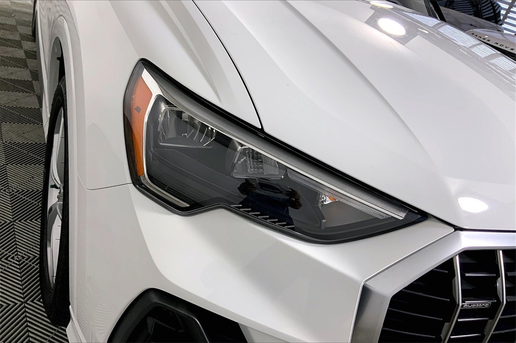 2020 Audi Q3 S line Premium photo 25