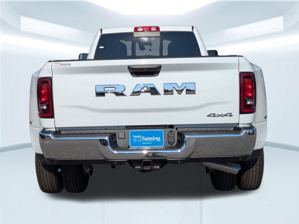 2026 Ram 3500 Tradesman photo 4