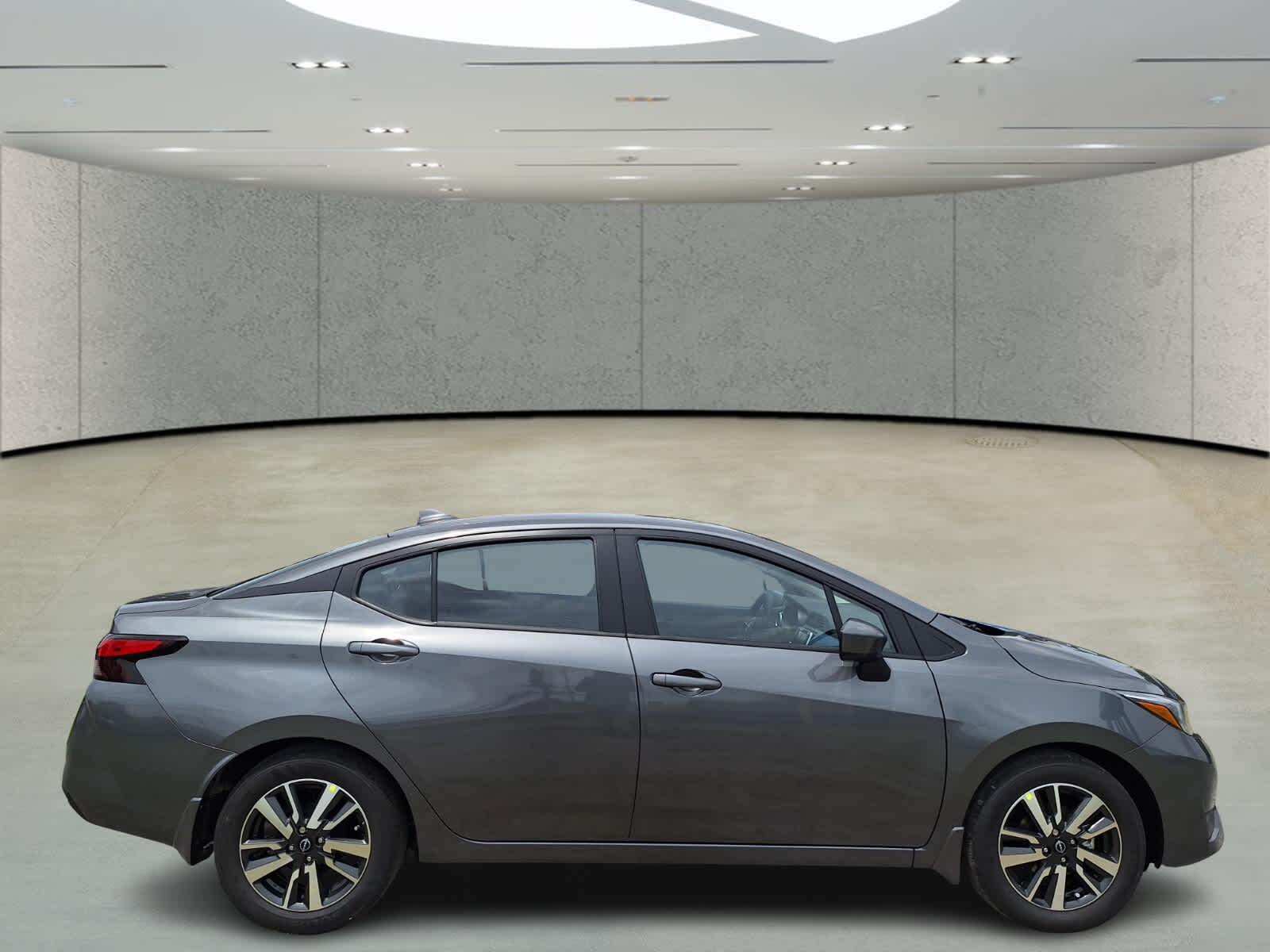 2025 Nissan Versa SV photo 6
