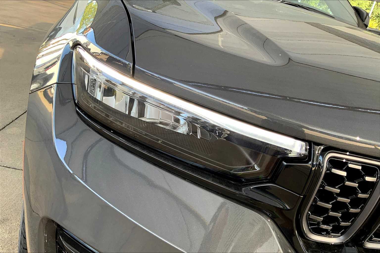 2025 Jeep Grand Cherokee Summit Reserve photo 10
