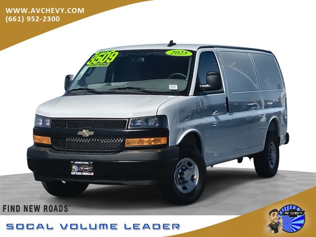 2025 Chevrolet Express Cargo Work Van's photo