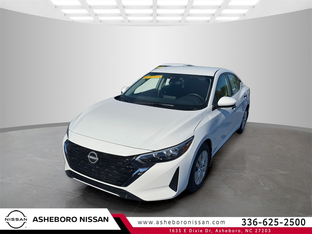 2025 Nissan Sentra S's photo