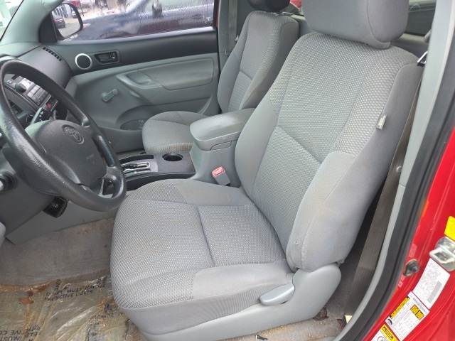 2011 Toyota Tacoma Base photo 5