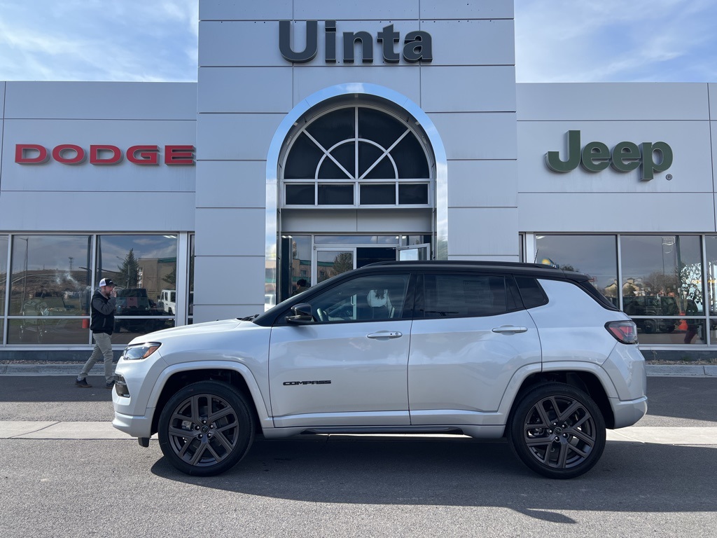 2025 Jeep Compass Limited photo 2