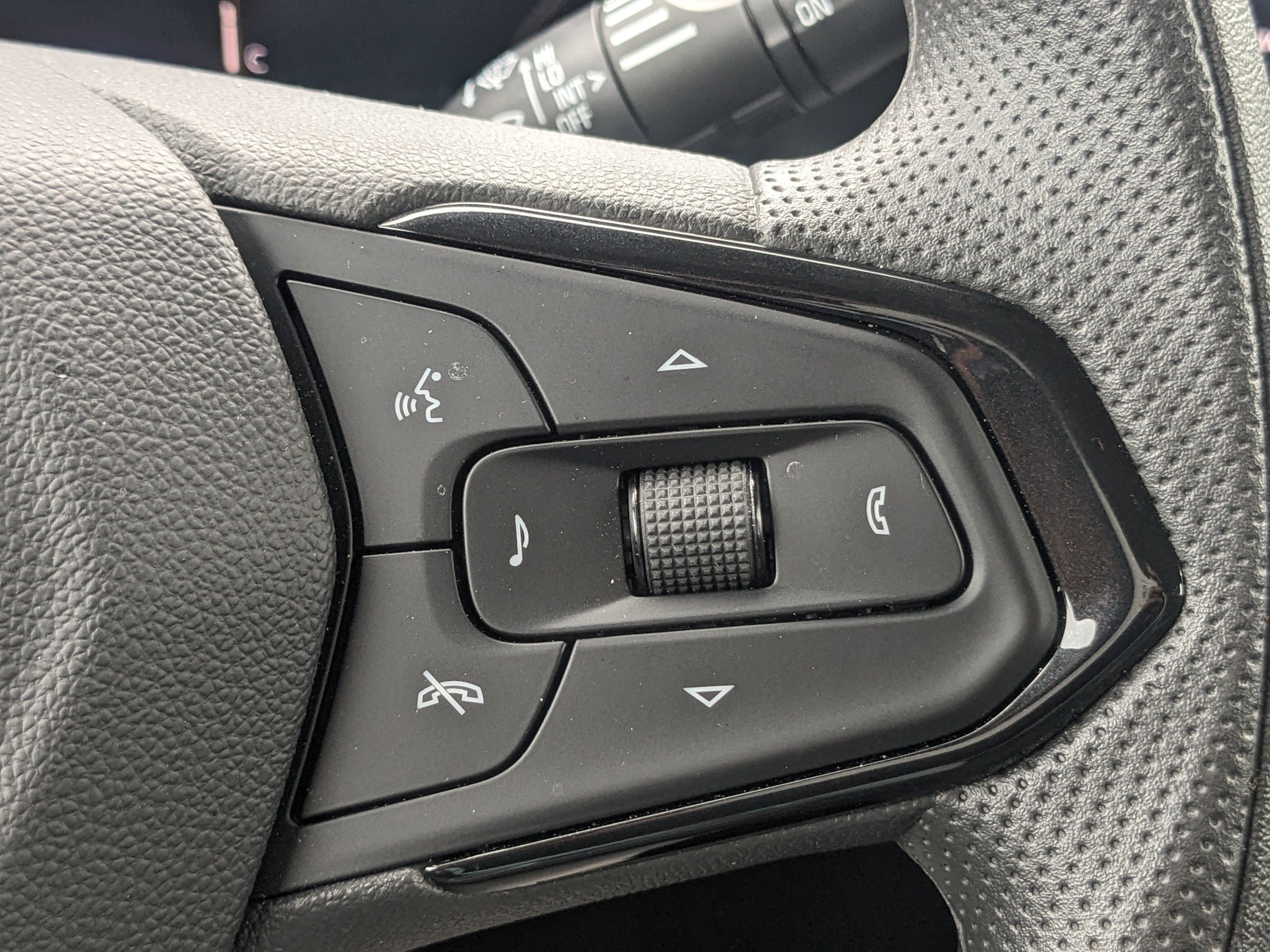 2025 Chevrolet Trailblazer LS photo 23