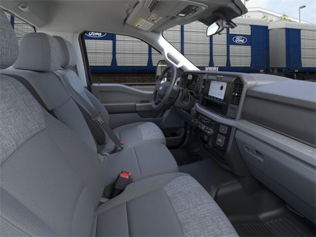 2026 Ford F-350 XLT photo 28