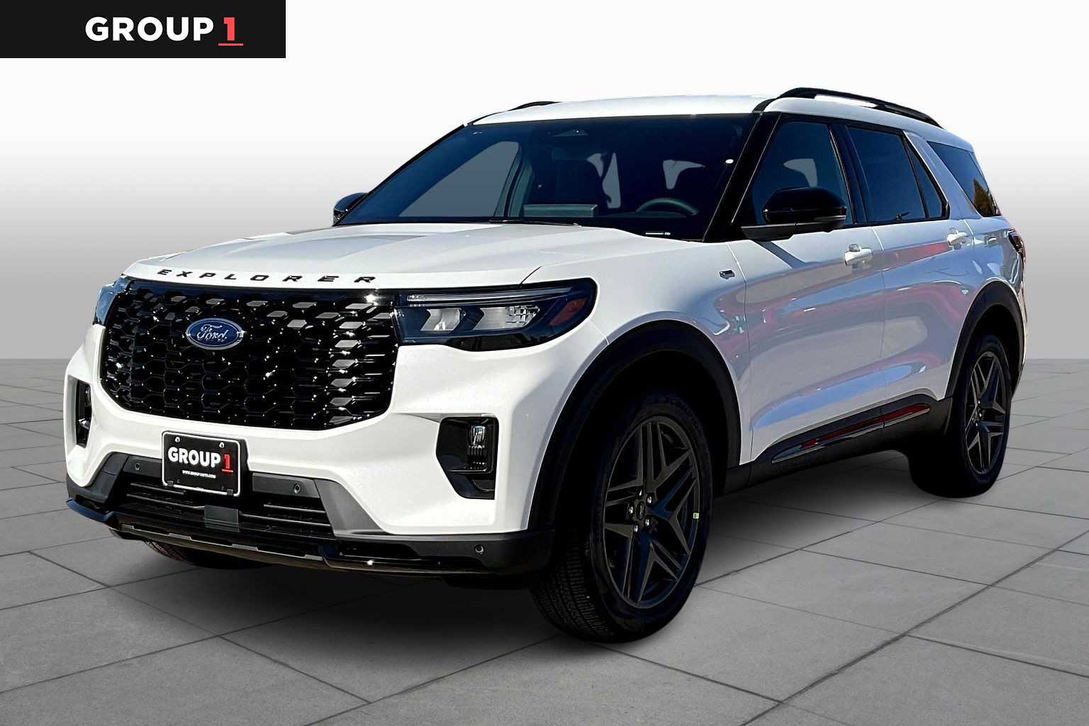 2026 Ford Explorer ST-LINE's photo