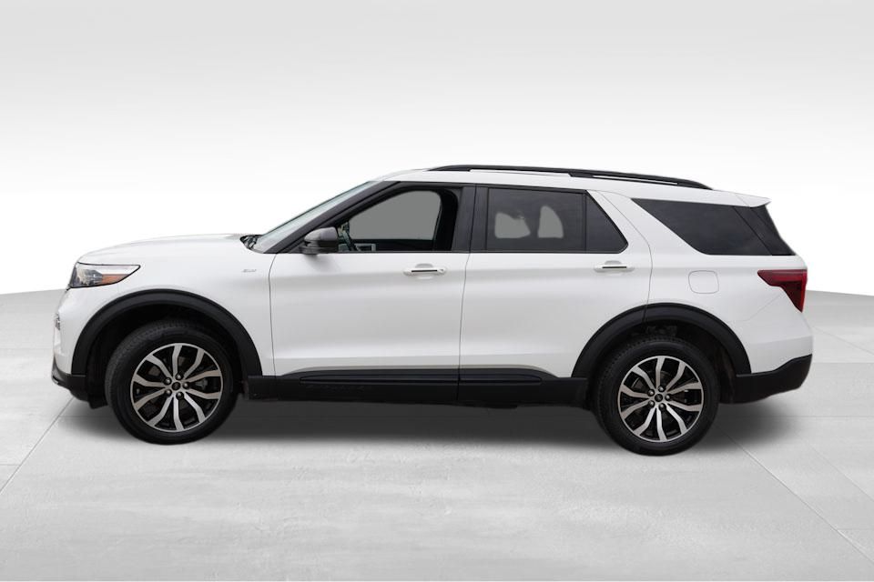 2023 Ford Explorer ST-Line photo 9