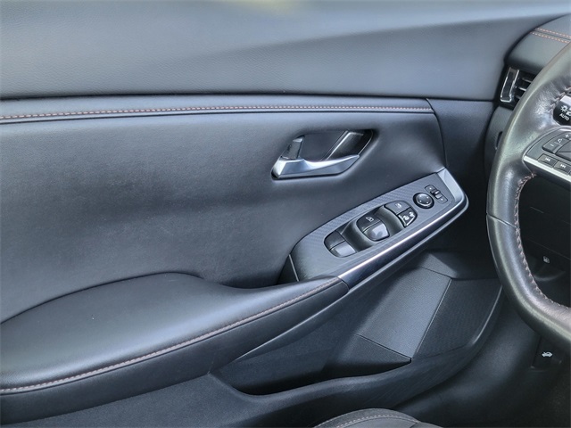 2022 Nissan Sentra SR photo 23