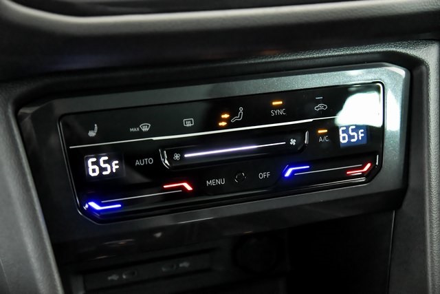 2023 Volkswagen Tiguan SE R-Line Black photo 19