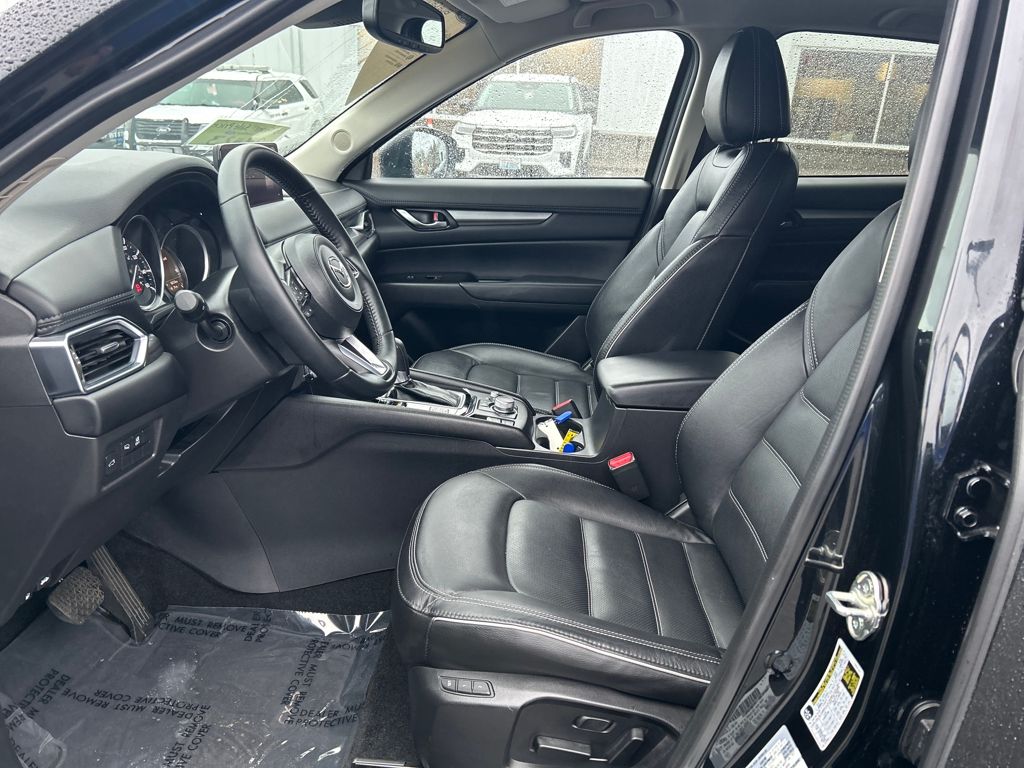 2025 Mazda CX-5 2.5 S Preferred photo 4