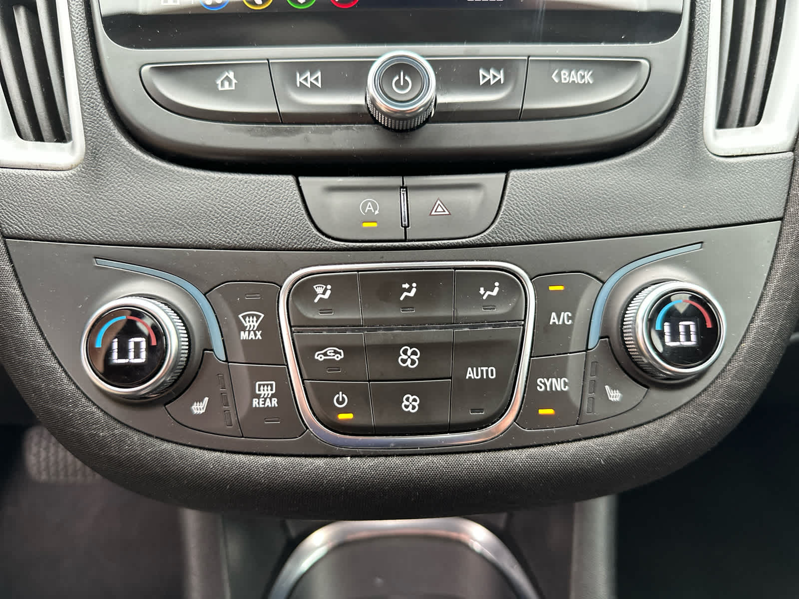 2023 Chevrolet Malibu 1LT photo 19