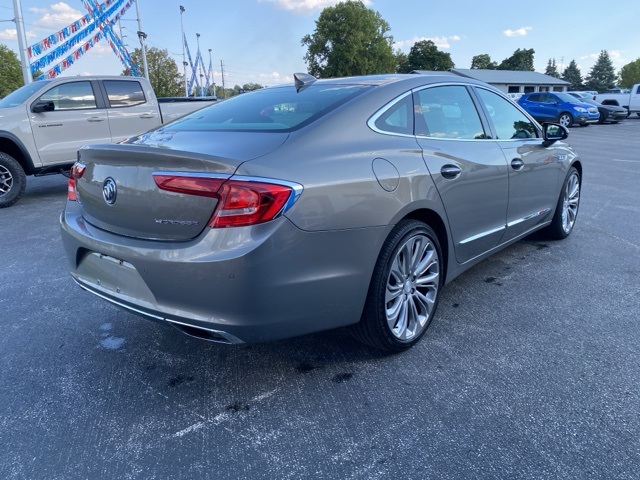 2017 Buick LaCrosse Essence photo 3