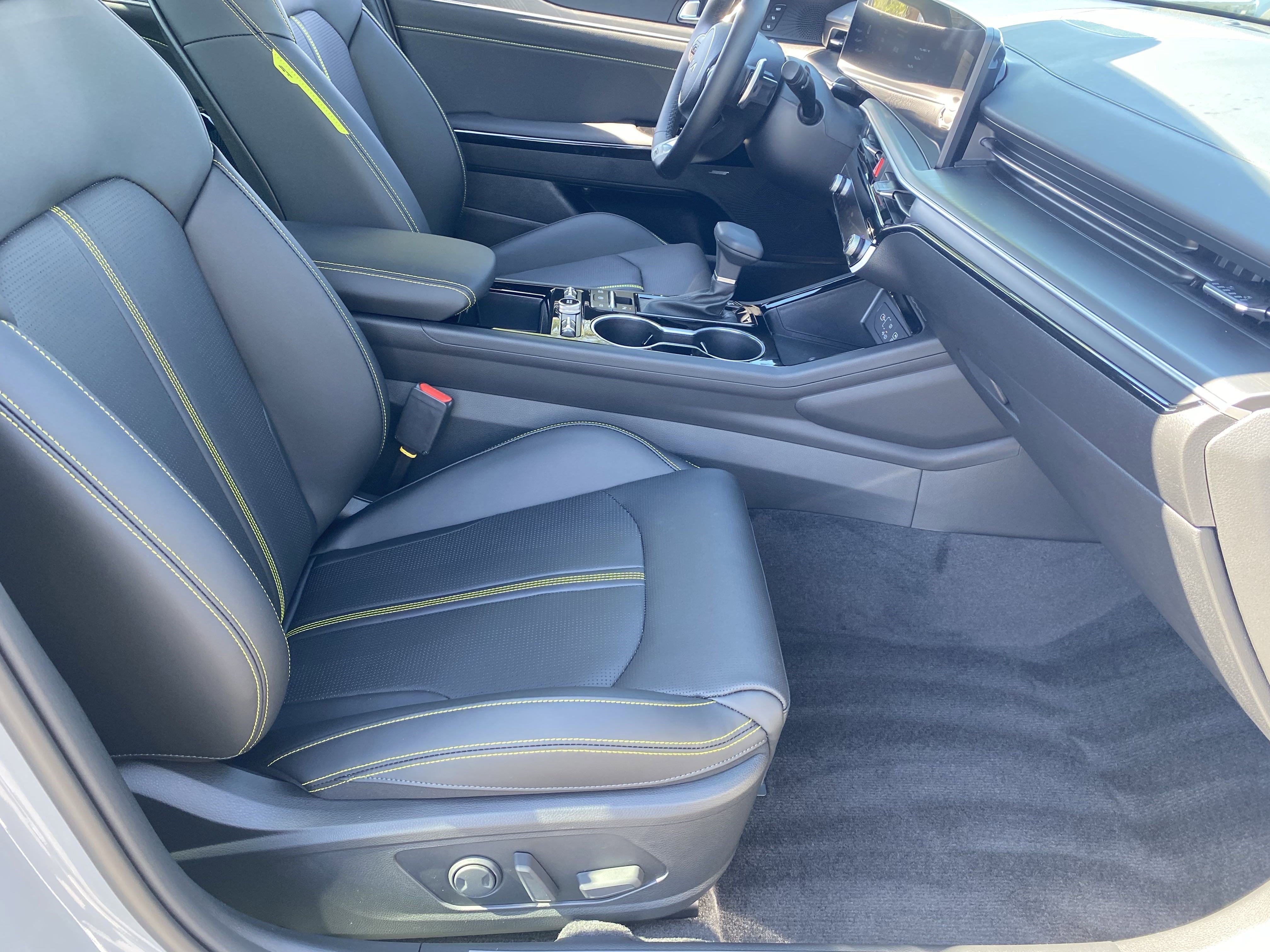 2026 Kia K5 GT photo 4