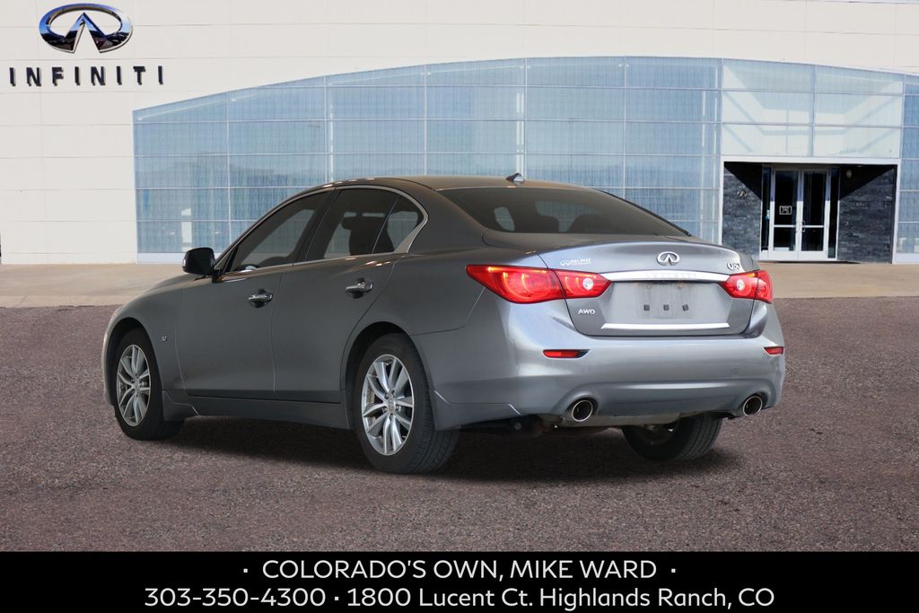 2015 Infiniti Q50 Premium photo 3