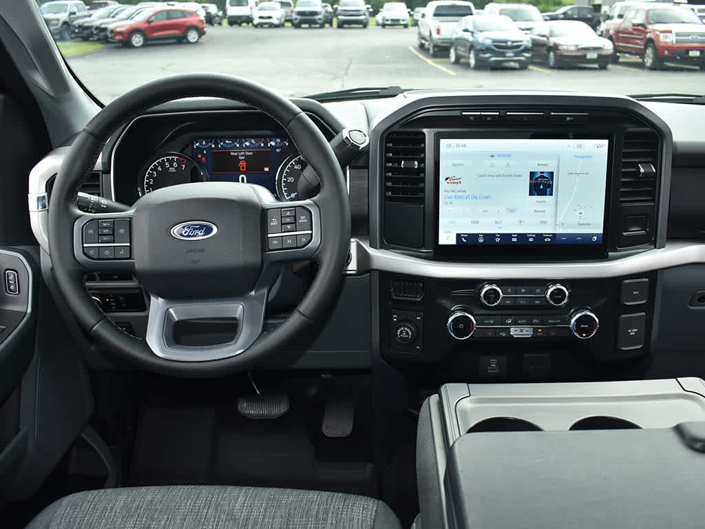 2023 Ford F-150 XLT photo 16