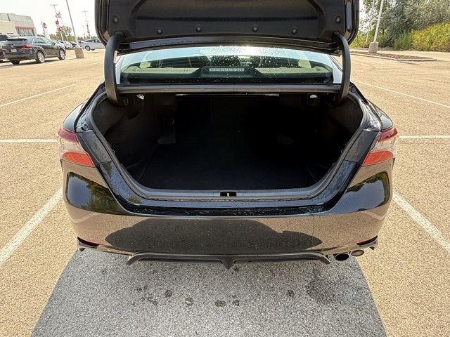2023 Toyota Camry SE photo 15
