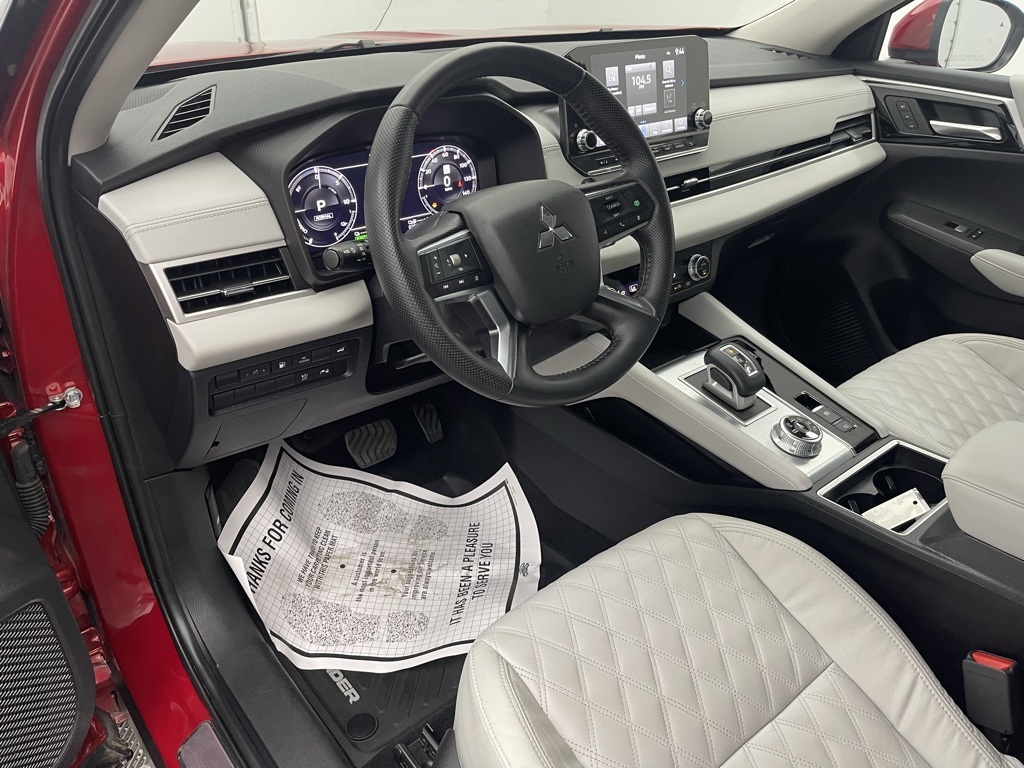 2023 Mitsubishi Outlander PHEV SEL photo 21