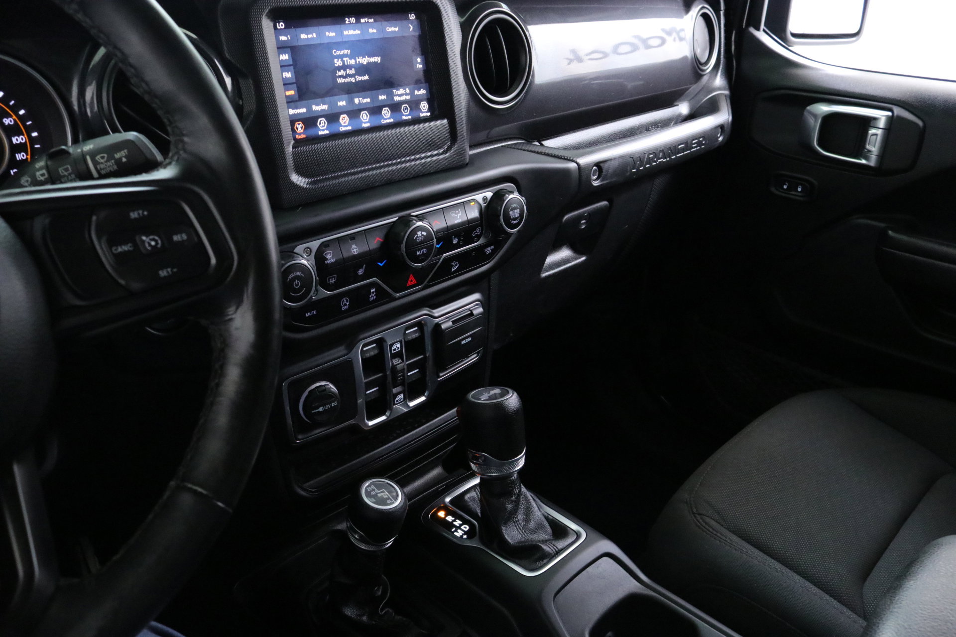 2020 Jeep Wrangler Unlimited Sport Altitude photo 17