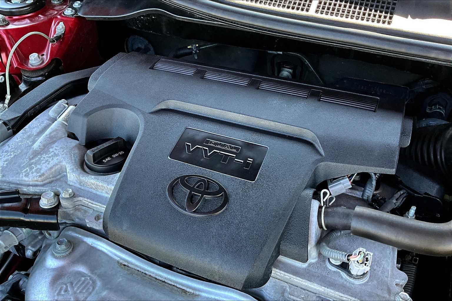 2017 Toyota Camry LE photo 29