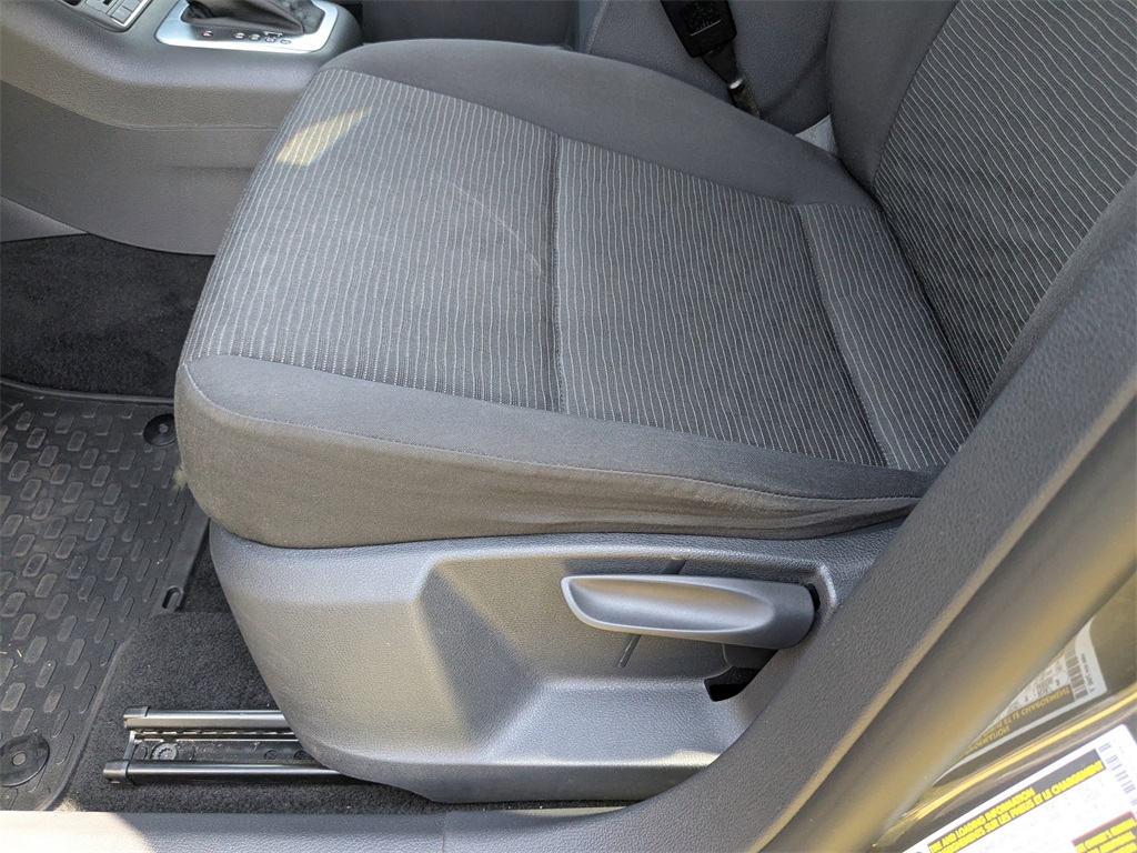 2014 Volkswagen Tiguan photo 21