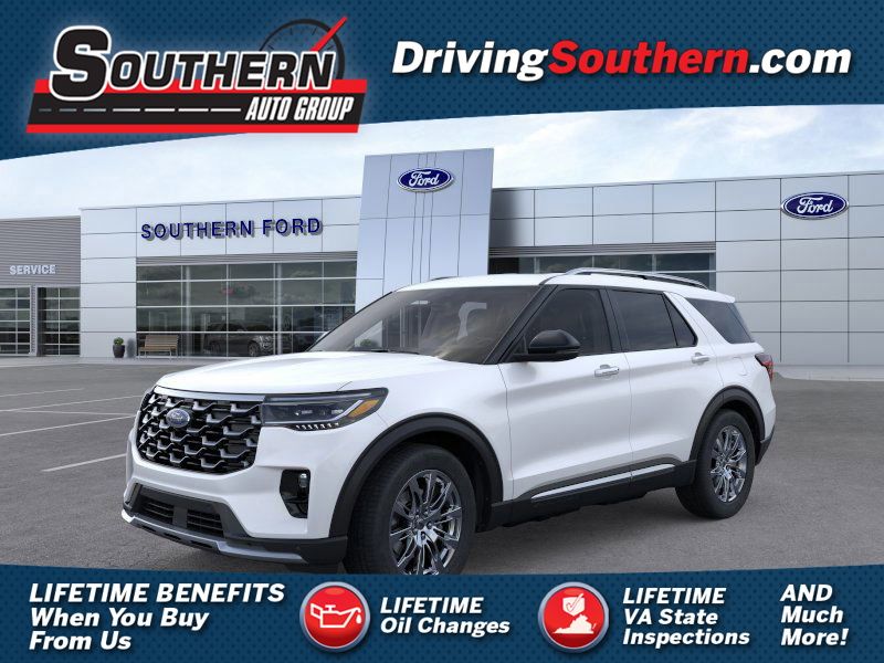 2025 Ford Explorer Platinum's photo