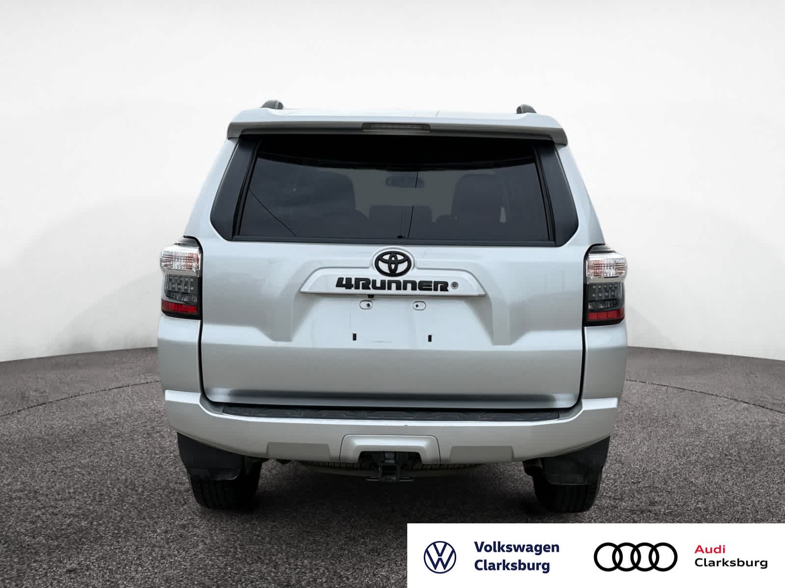 2019 Toyota 4Runner SR5 Premium photo 3