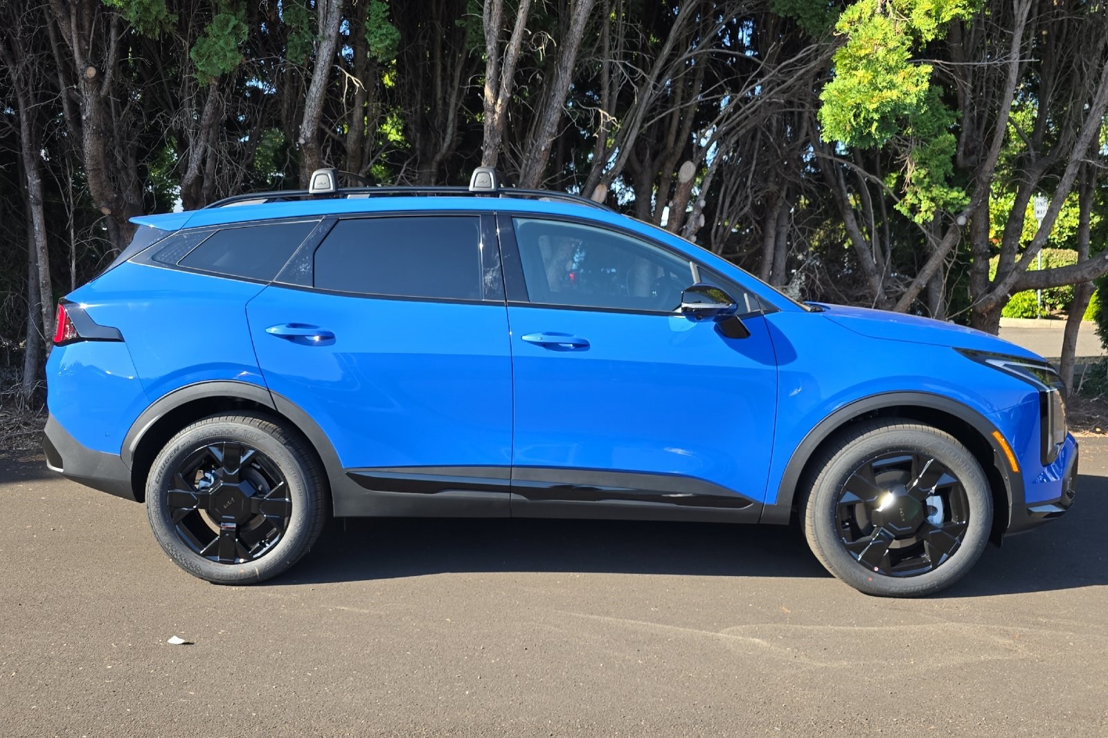 2026 Kia Sportage X-Line photo 2