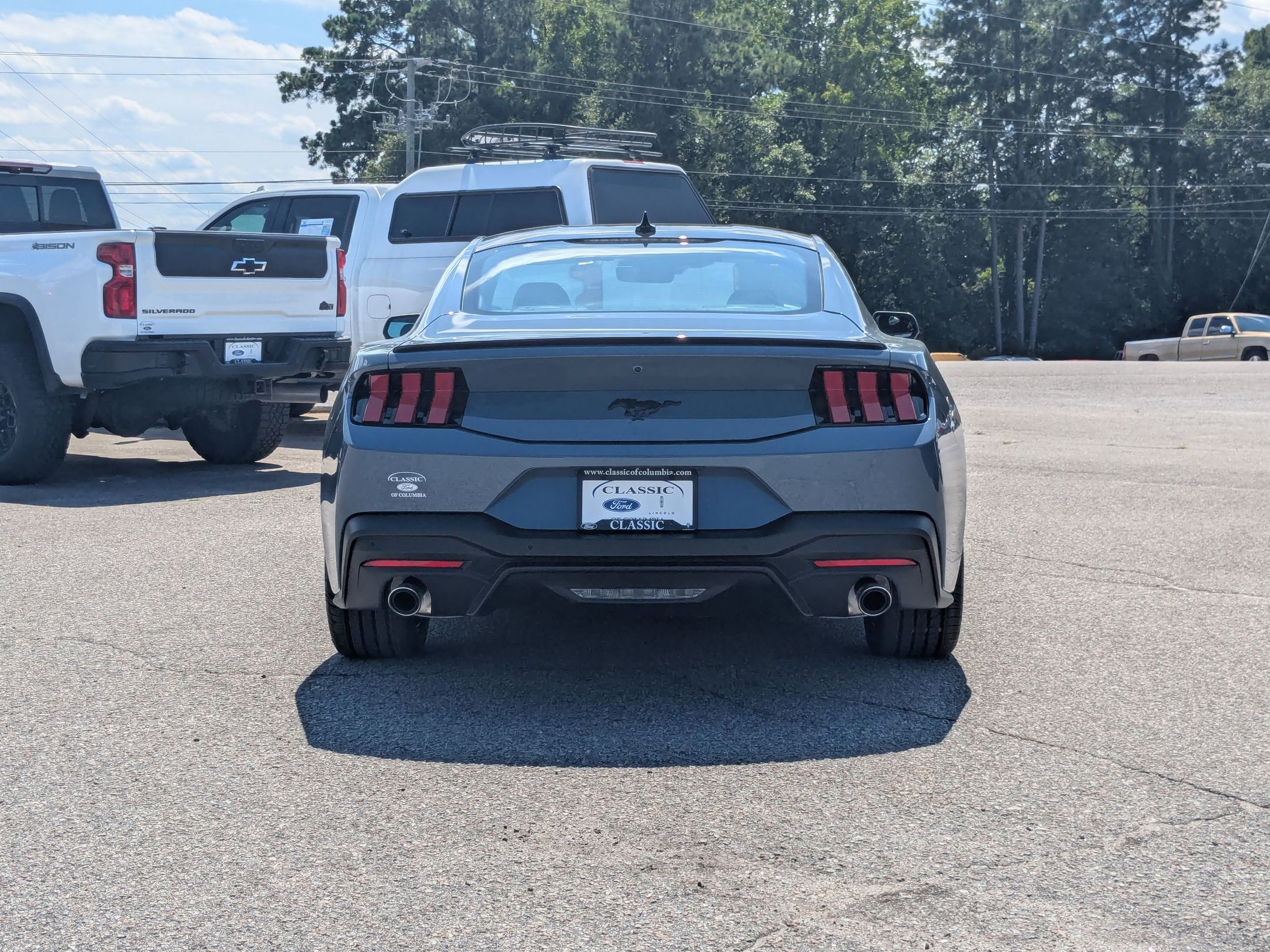 2025 Ford Mustang EcoBoost photo 6