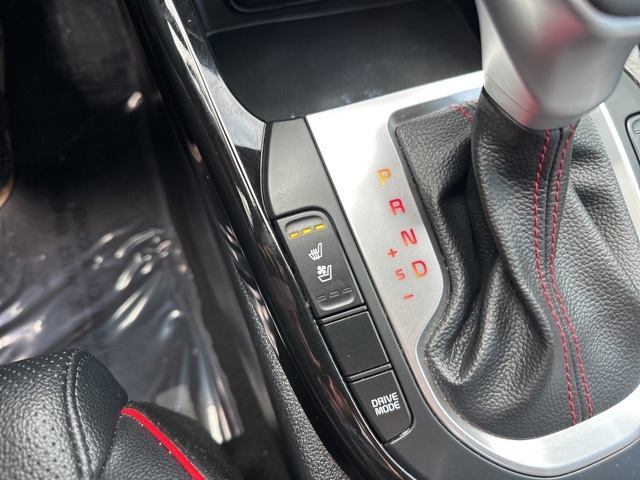 2023 Kia Forte GT photo 13