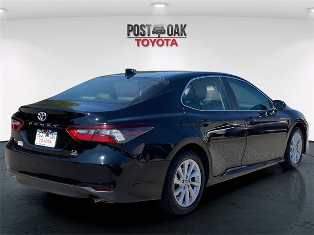 2024 Toyota Camry LE photo 8