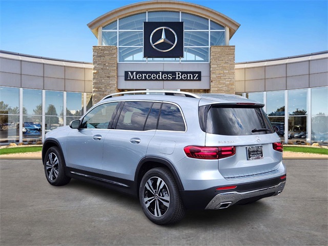 2026 Mercedes Benz GLB 250 4MATIC photo 3
