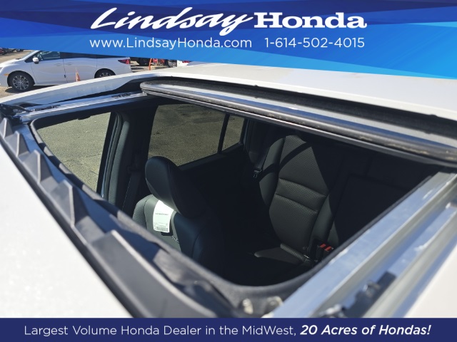 2025 Honda Ridgeline Black Edition photo 2