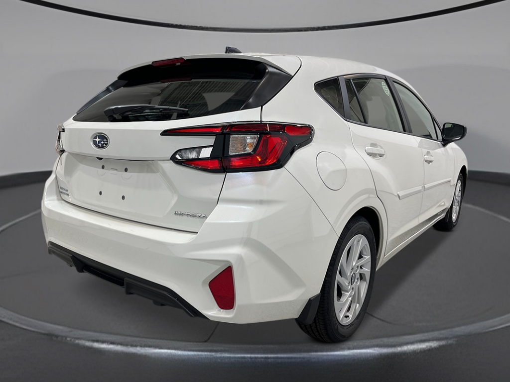 2025 Subaru Impreza Base photo 4