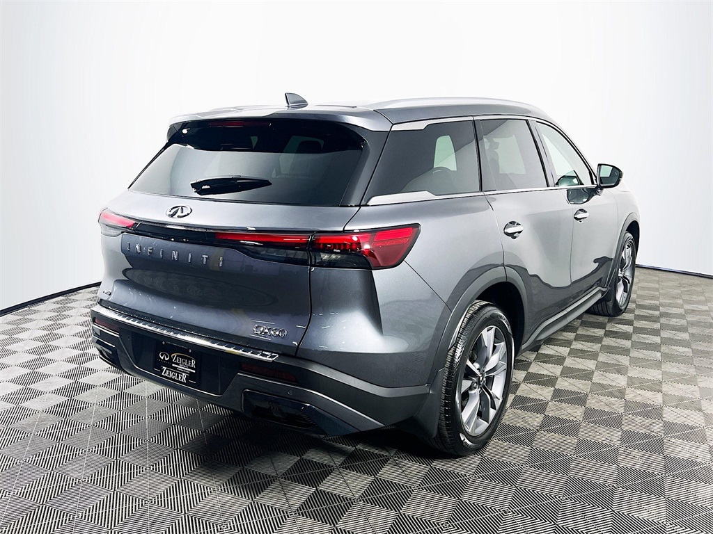 2025 Infiniti QX60 Luxe photo 8