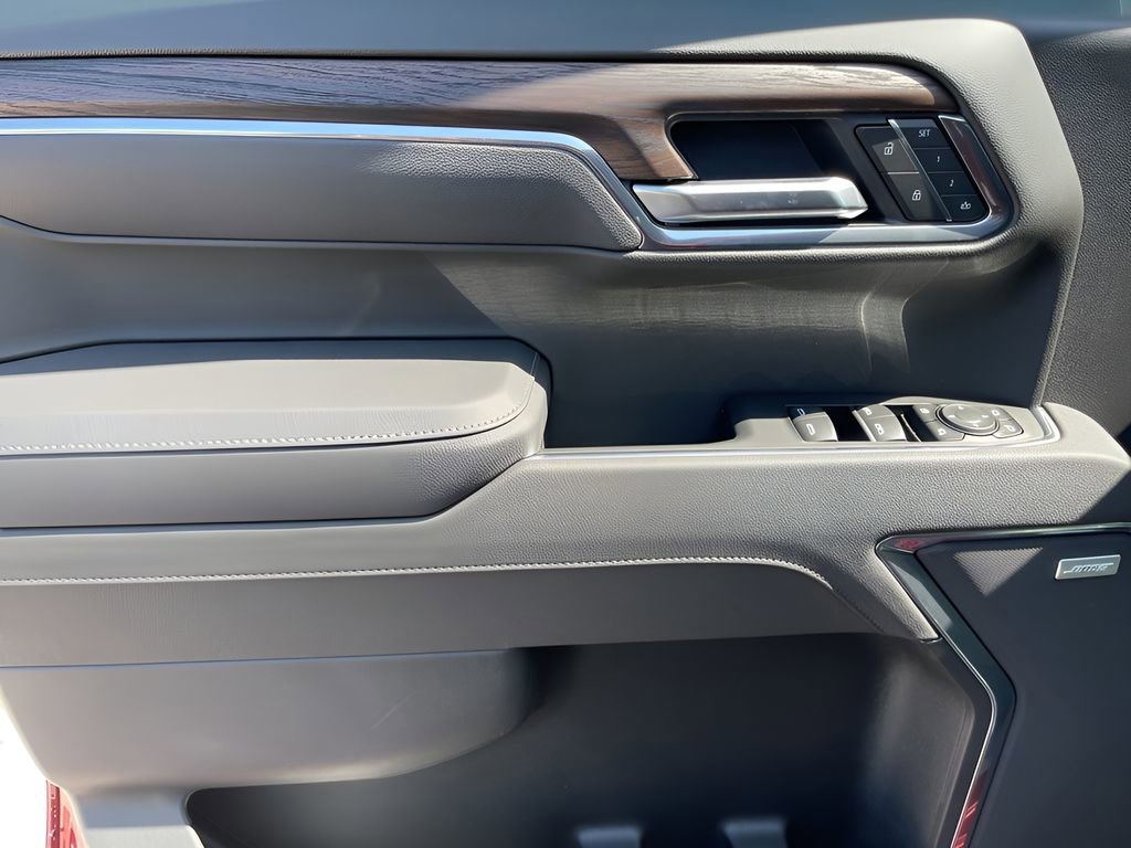 2025 Gmc Sierra 1500 SLT photo 14