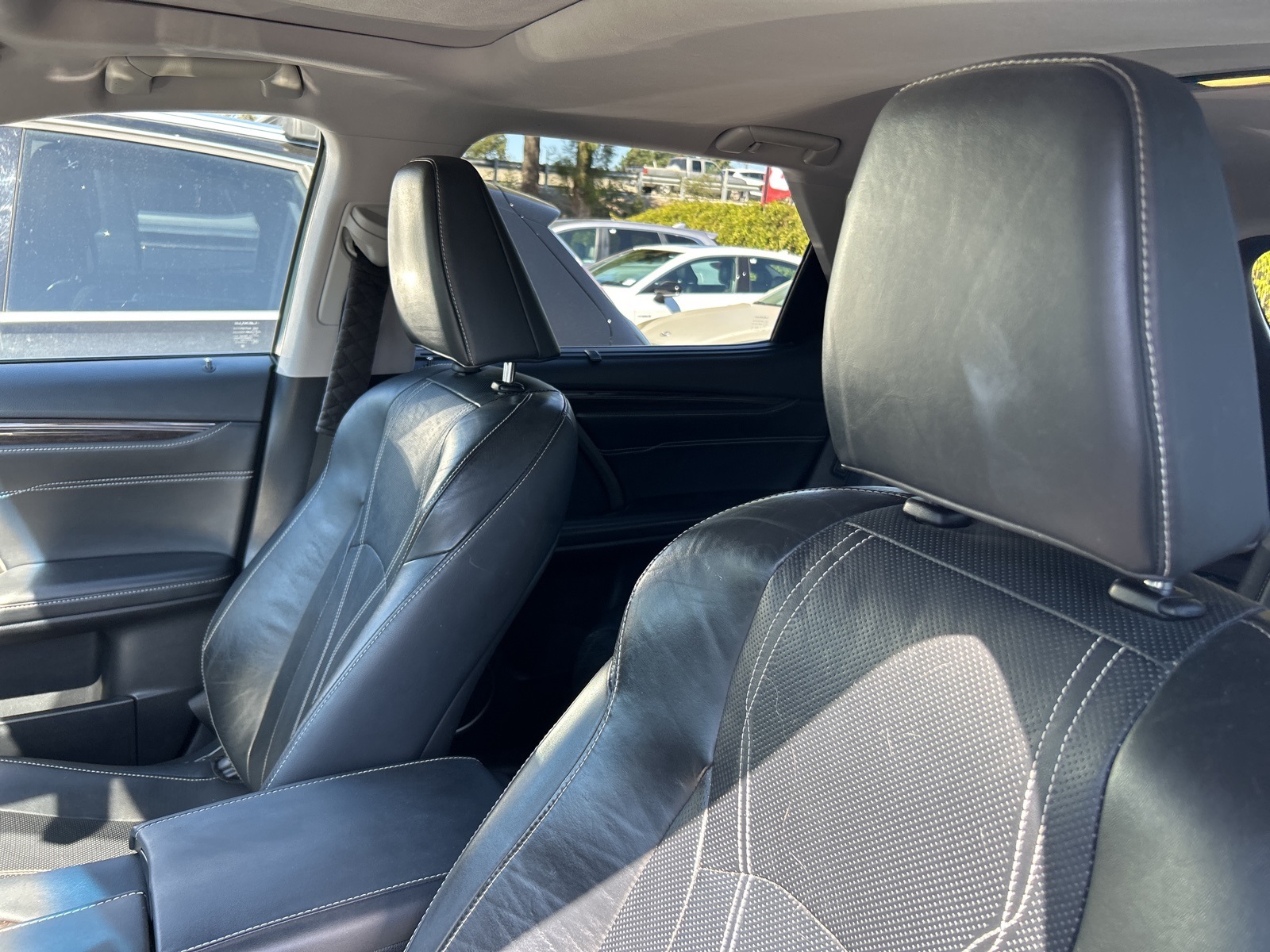 2018 Lexus RX 450hL Luxury photo 9