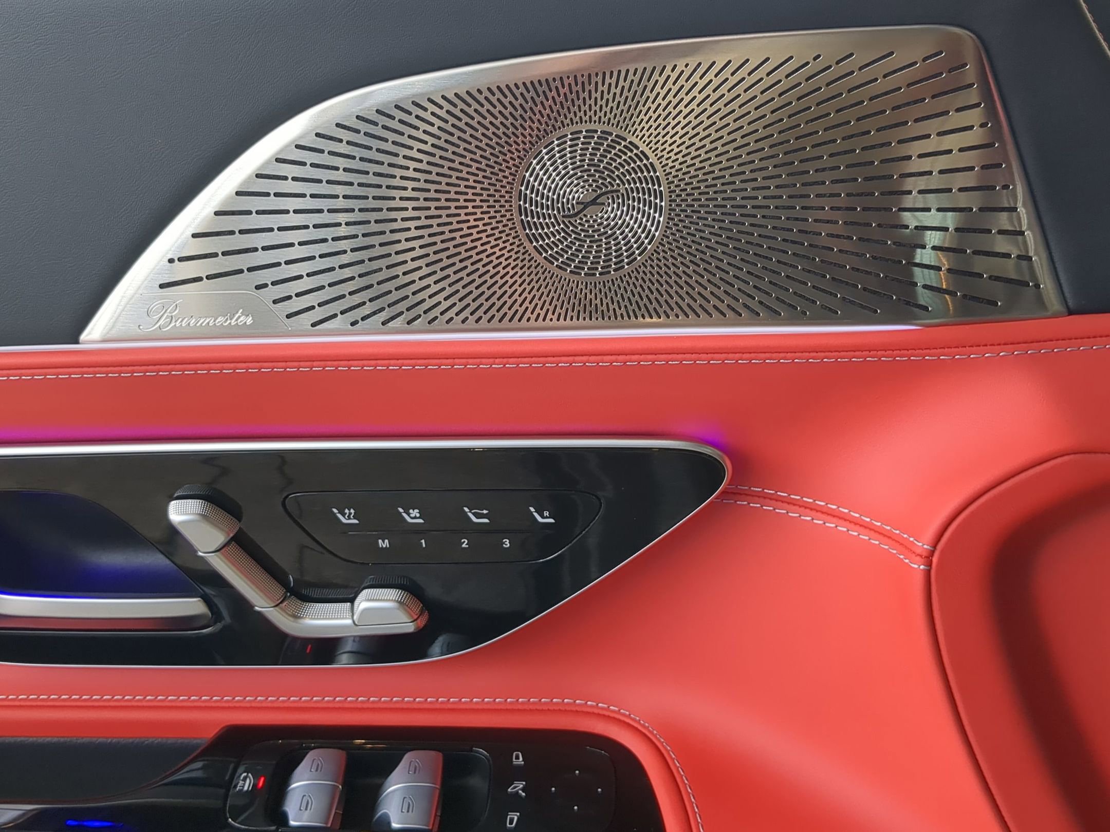 2025 Mercedes Benz SL AMG 63 photo 21