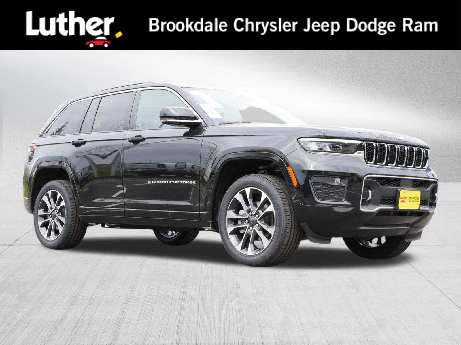 2025 Jeep Grand Cherokee Overland's photo