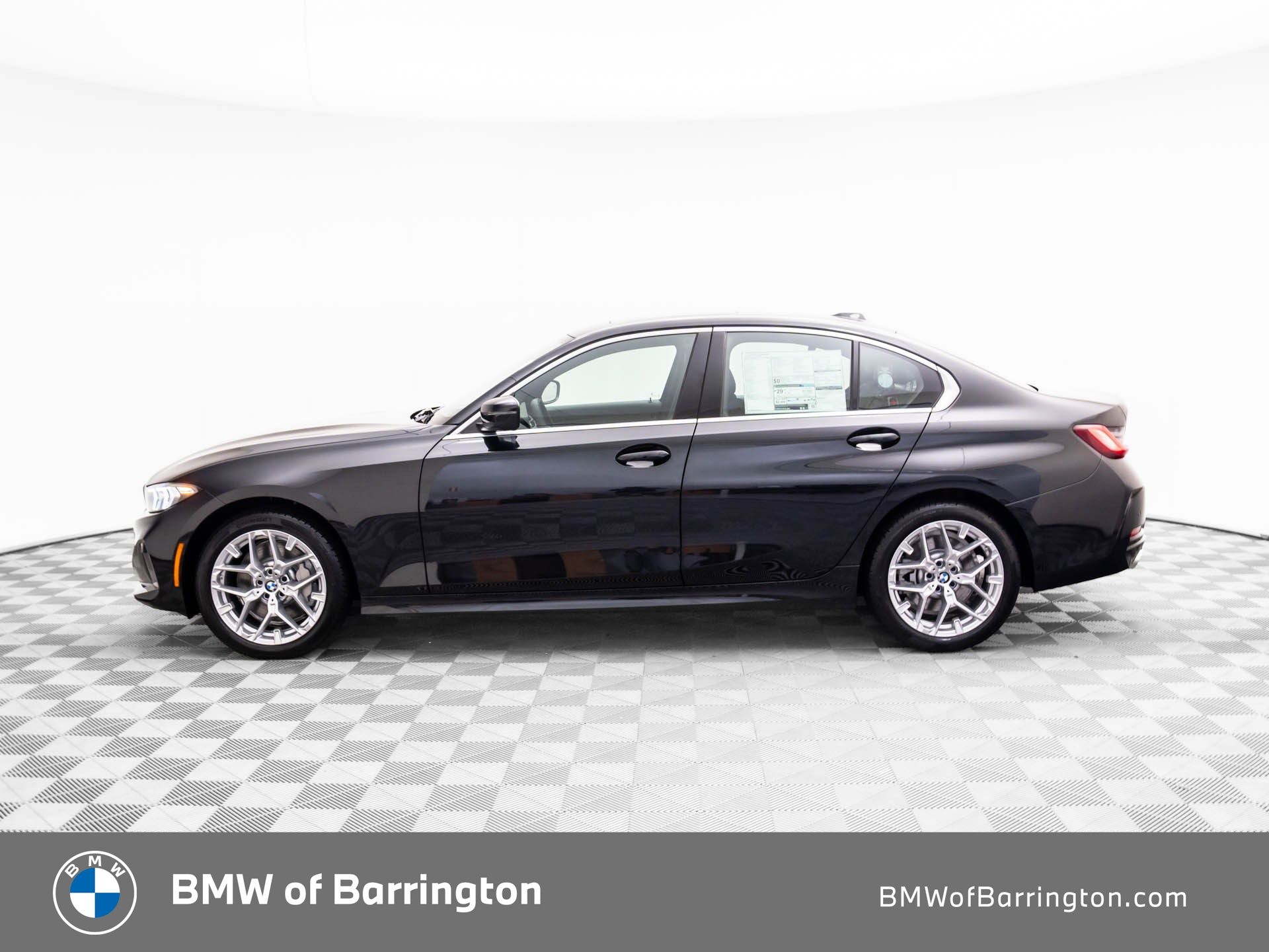 2025 Bmw 330i xDrive photo 2