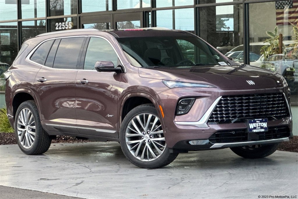 2026 Buick Enclave Avenir's photo
