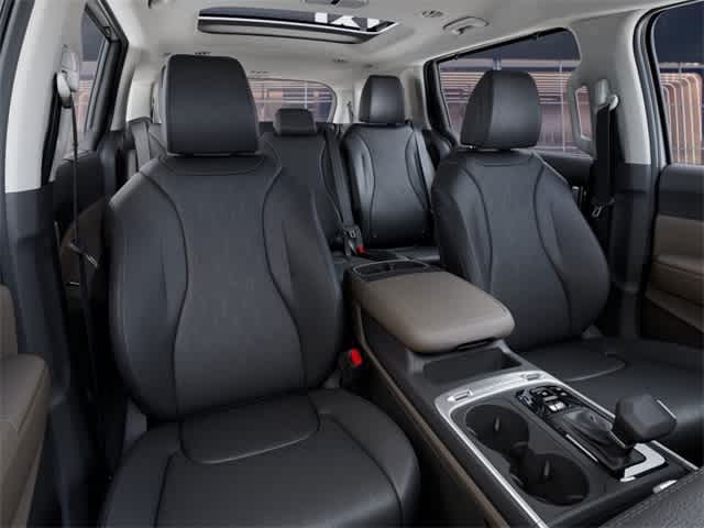 2026 Kia Carnival SX photo 15