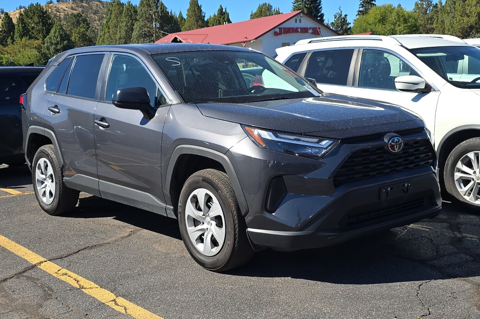 2024 Toyota RAV4 LE photo 2