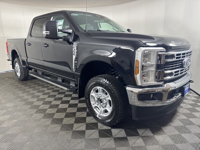 2026 Ford F-350 Super Duty XLT's photo