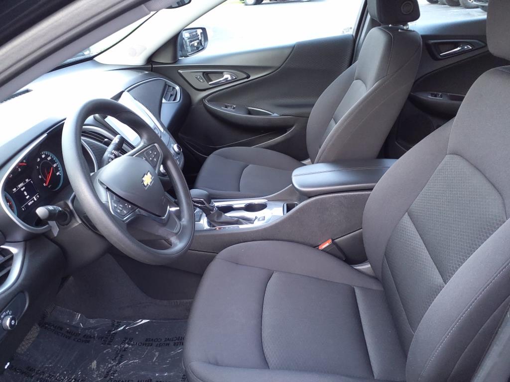 2024 Chevrolet Malibu 1LT photo 13