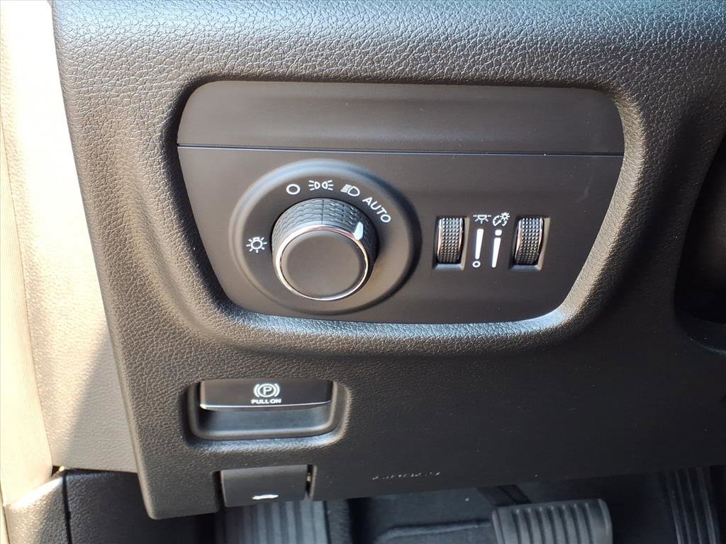 2024 Jeep Grand Cherokee Altitude photo 15