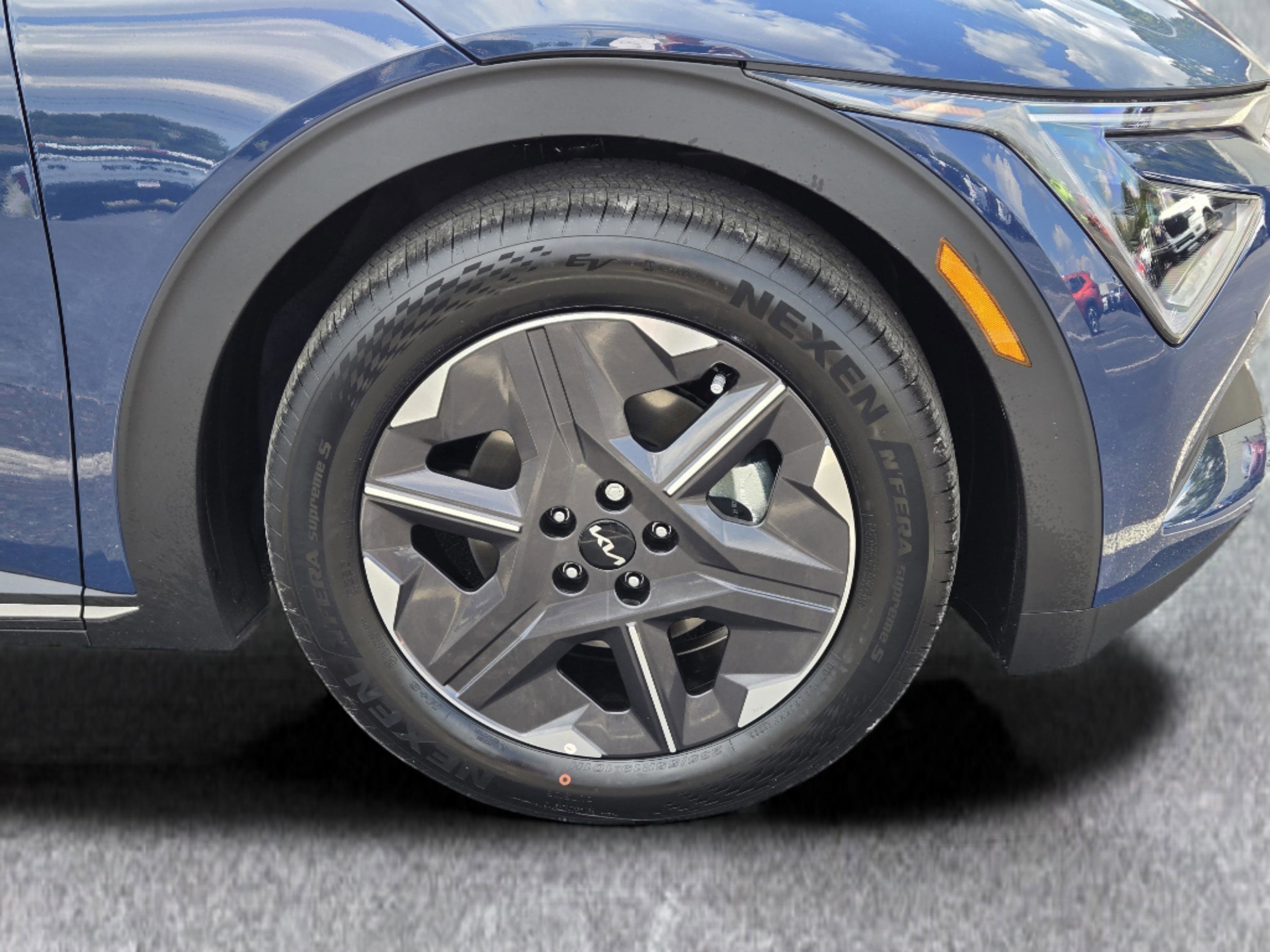 2025 Kia EV6 Light Wind photo 4